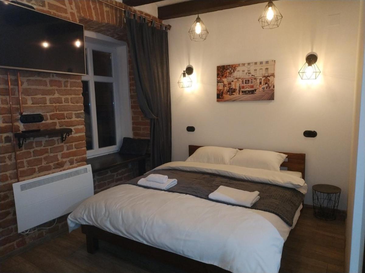 Loft Апартаменти З Балконом В Центрі Львова Luaran gambar